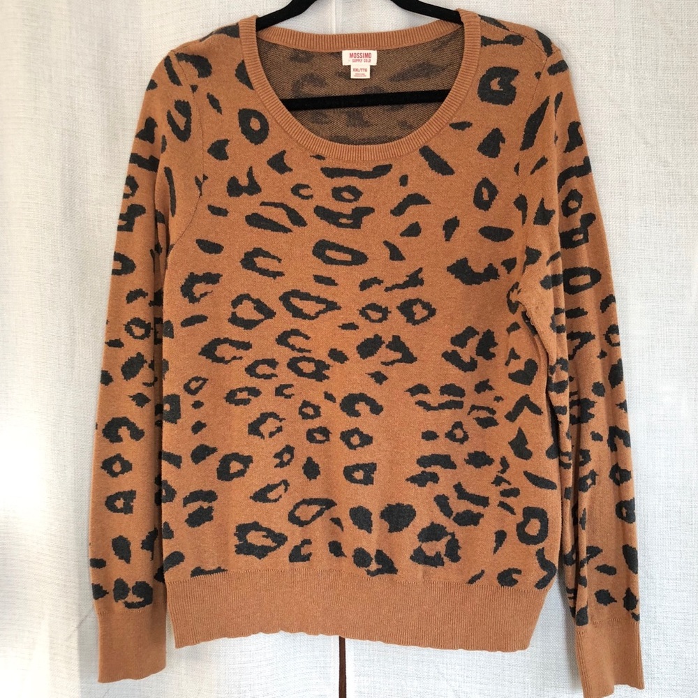 💥PARTY PRICE⬇️Cute leopard print sweater!
